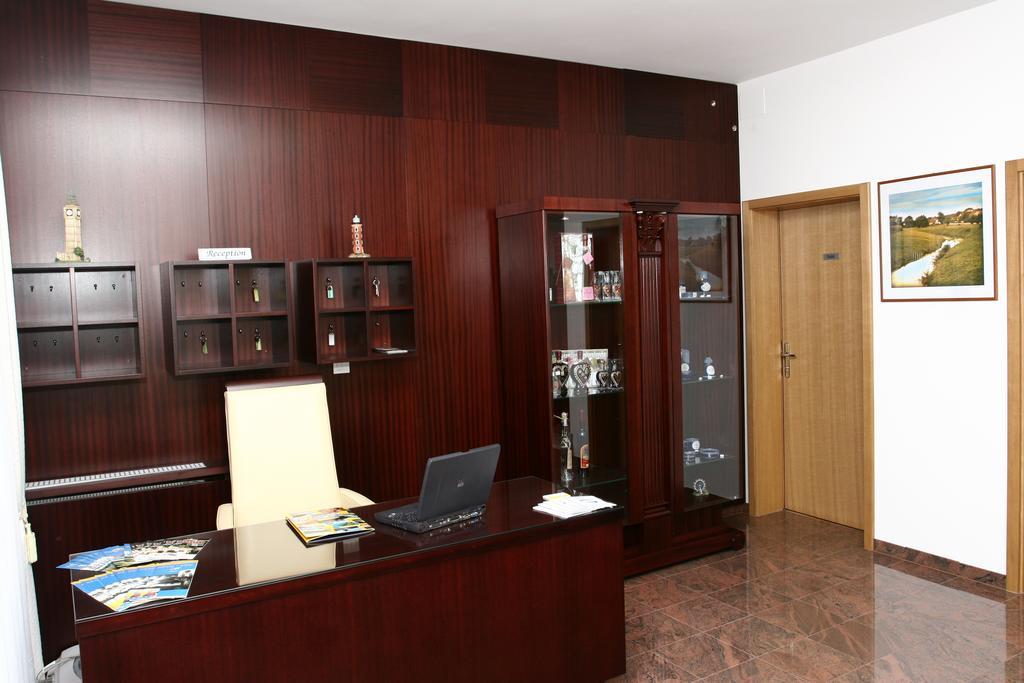 Apartmani Marbis Koprivnica Exterior foto